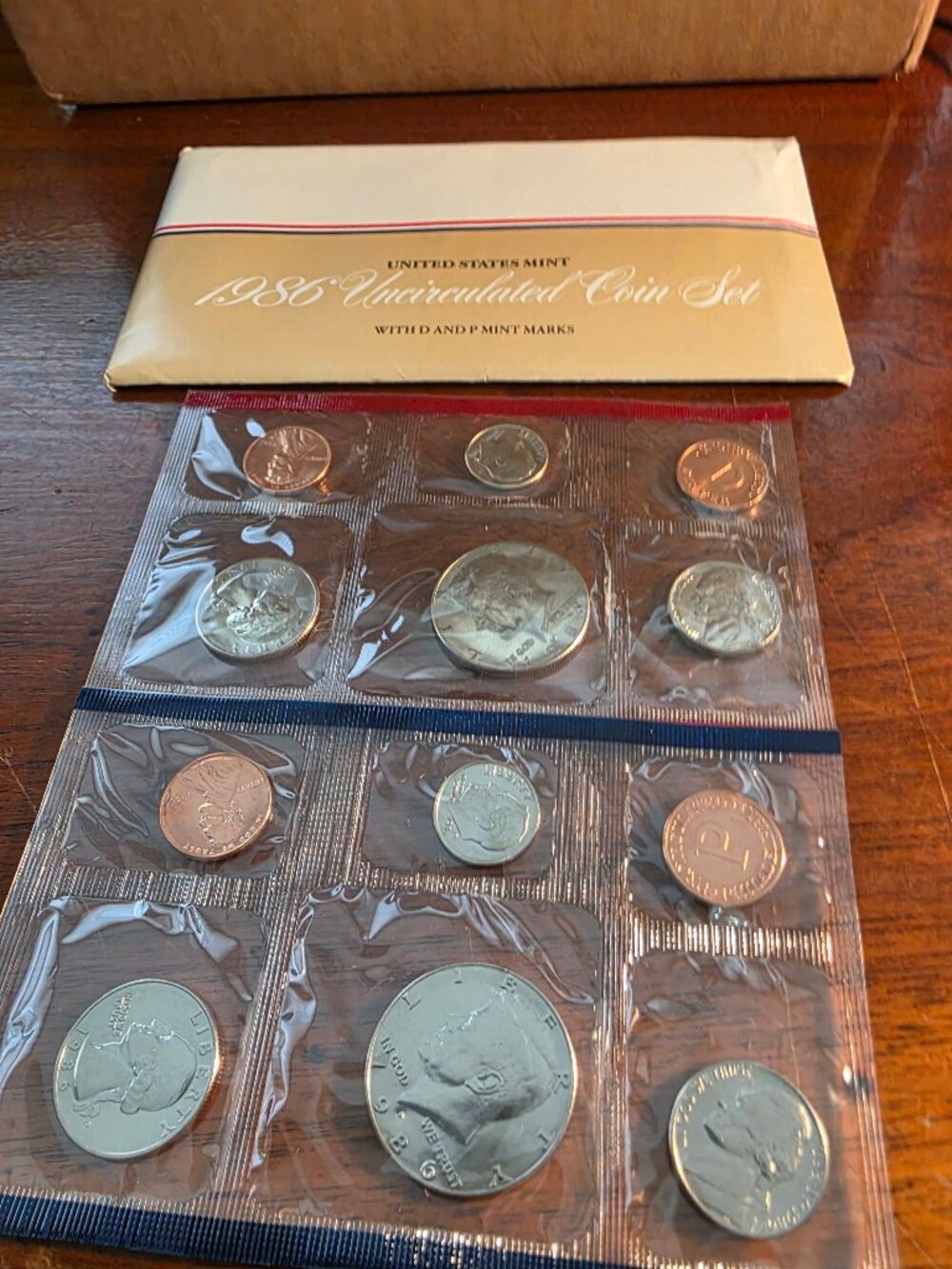 1986 UNITED STATES MINT UNCIRCULATED COIN SET P/D MINT MARKS